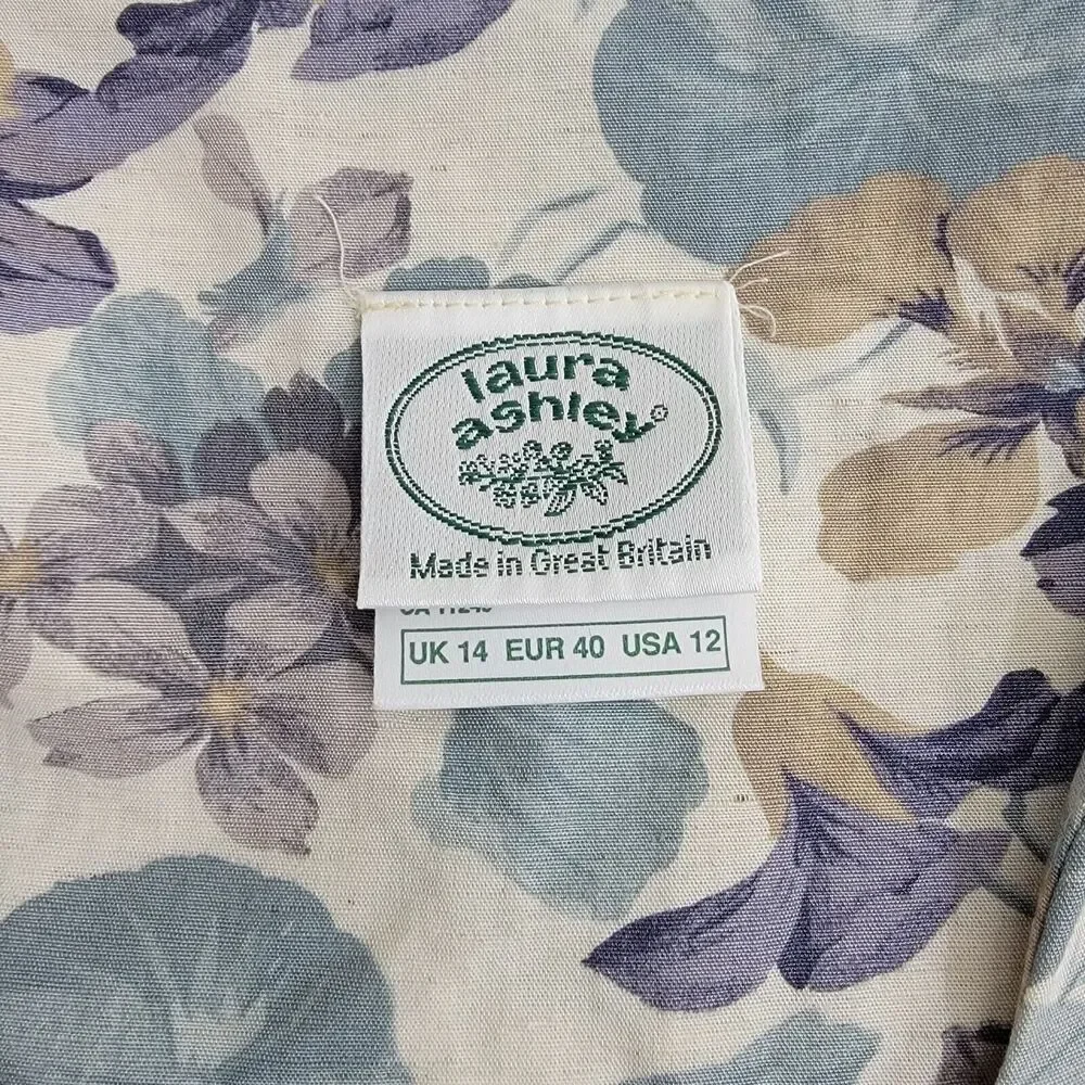 Laura Ashley excellent like